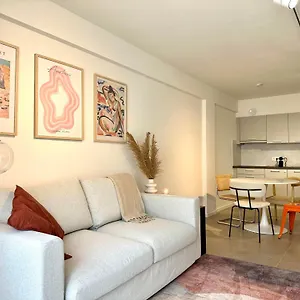 F - 2 Personen - Op 250m De Zee Appartement Ostende